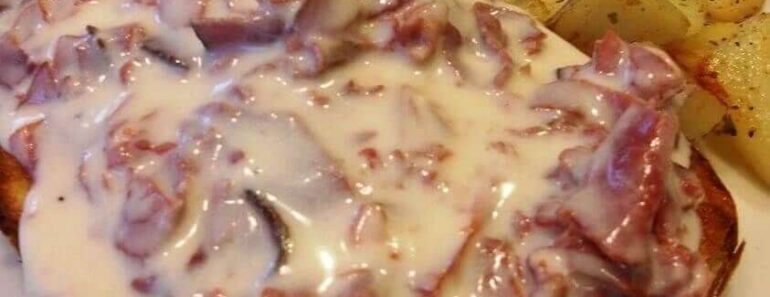 Creamed Chipped Beef on Toast