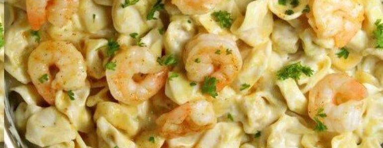 Cheesy Shrimp Tortellini Alfredo Skillet