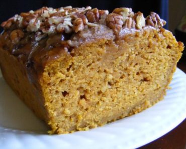 MOIST PUMPKIN BREAD